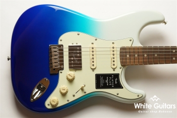 Player Plus Stratocaster HSS - Belair Blue